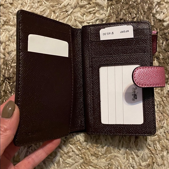 *NEW W/TAG* Coach metallic blush medium  wallet - Picture 2 of 15